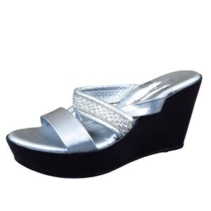 Italian Shoemakers Kimi Womens Wedge Sandals Size 6 Silver Synthetic Dress Heel